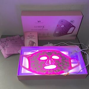 LuminX LED Light Therapy Mask